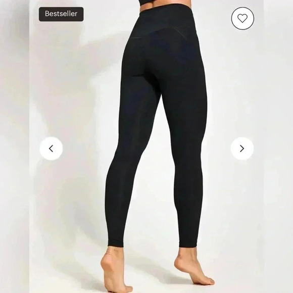 Girlfriend Collective
Compressive High Waisted Legging - Black Size M - Picture 3 of 5